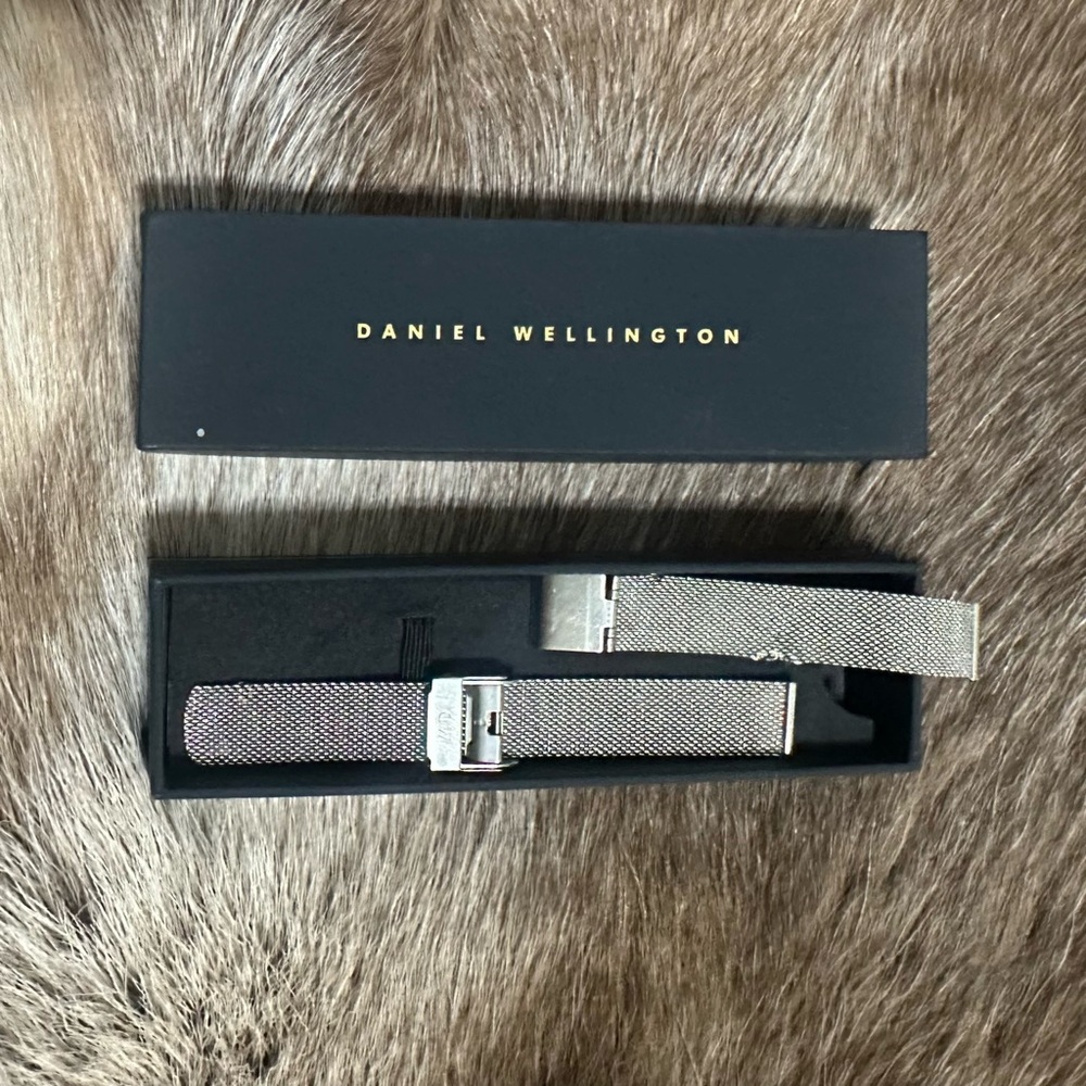 Daniel Wellington Classic Sterling Watch Straps with Original Box